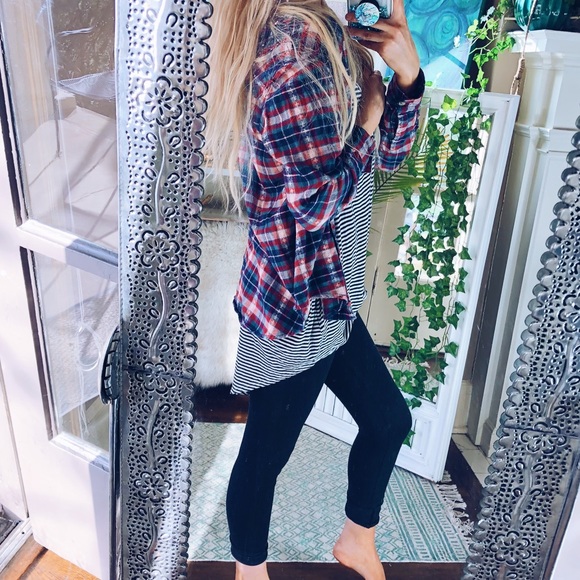 Urban Outfitters Tops - URBAN OUTFITTERS BDG Bohemian Flannel C197